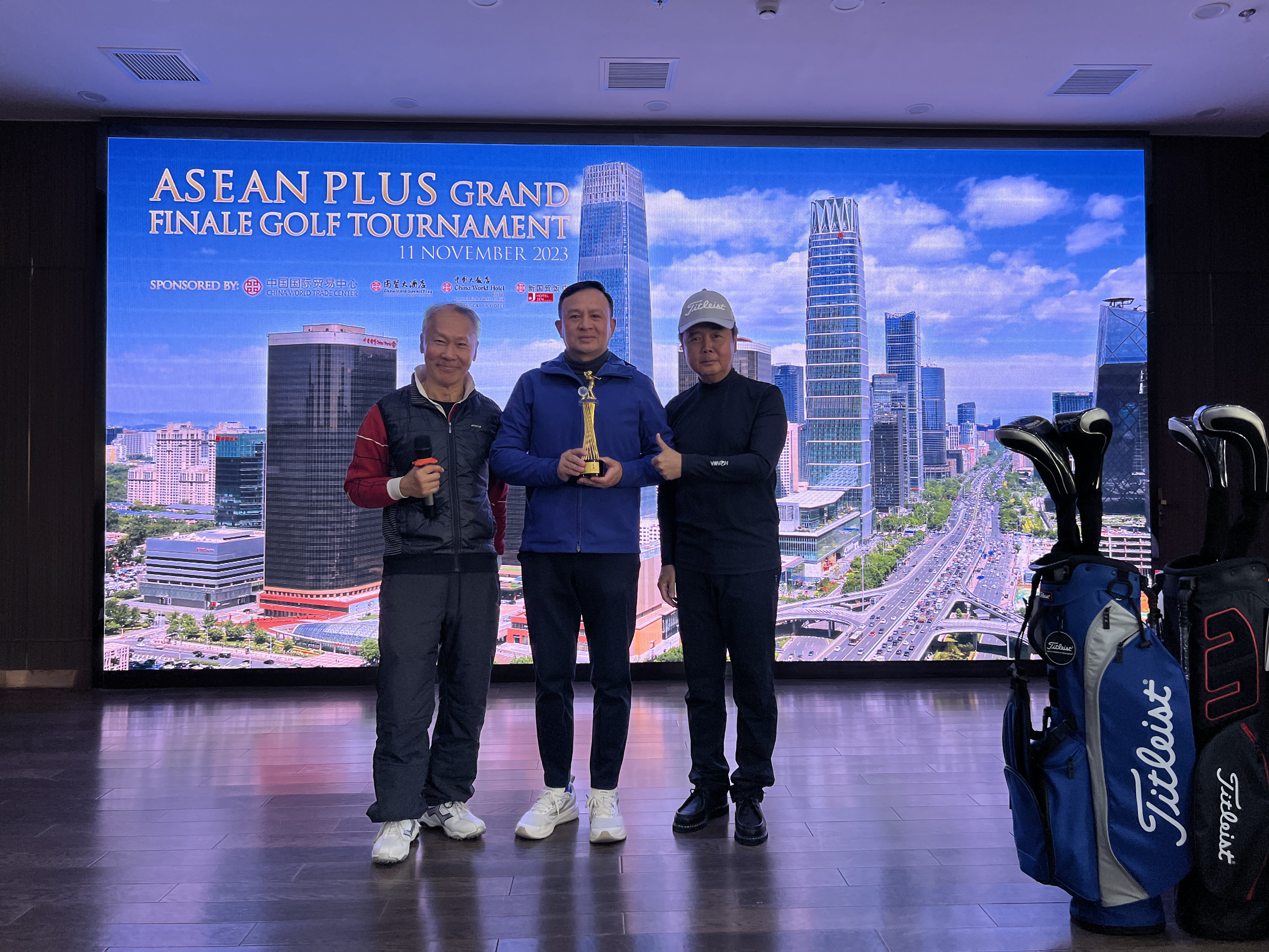 cat c winner hong hang qing.JPG